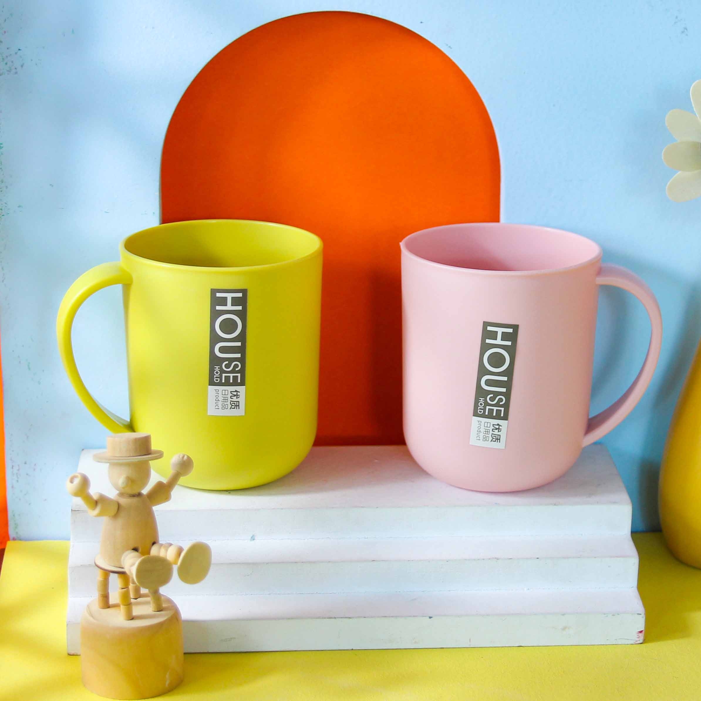 8300 Toothbrush Cup 2