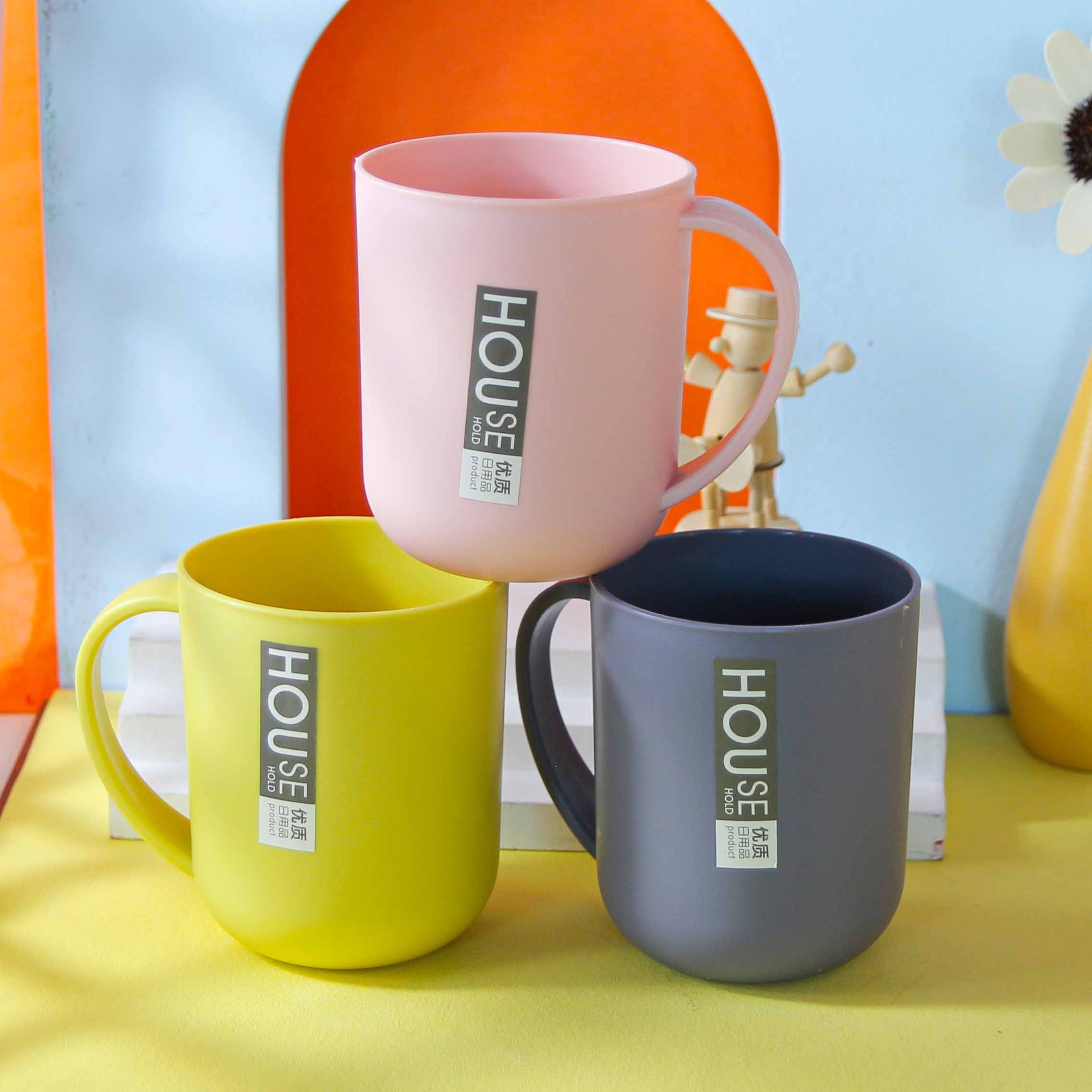 8300 Toothbrush Cup 3