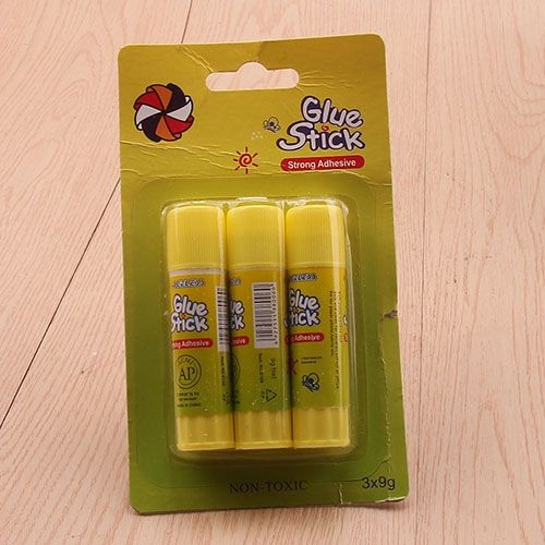 Blister-packed Pack of 3 Solid Glue 2