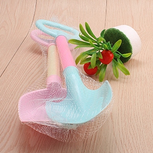 866 Two Macaron Beach Shovels (609) 2