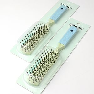 03 Blister-packed Curl Comb 2