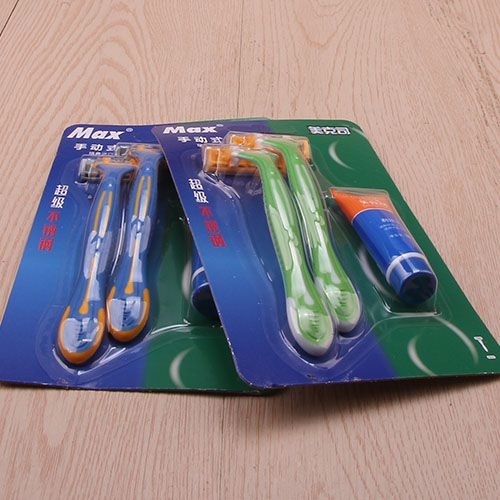 K-302 Shaver + Crema de Afeitado