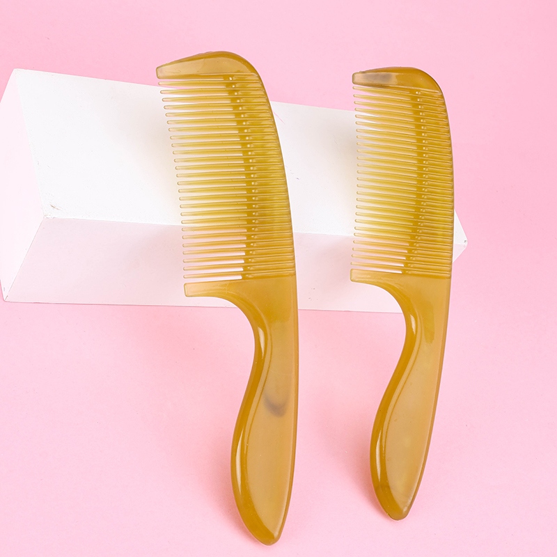 1281 Cow Horn Comb 3
