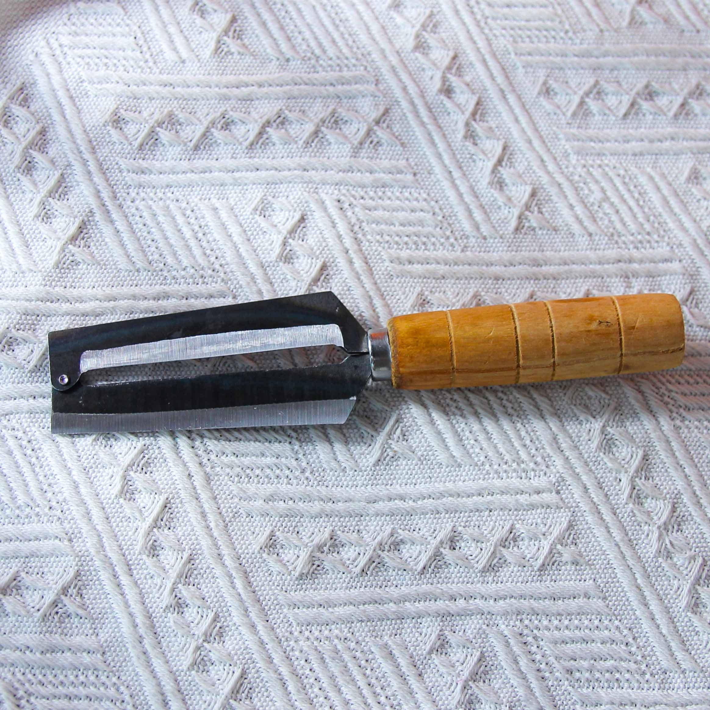 Cuchillo de Caña Pequeña 3