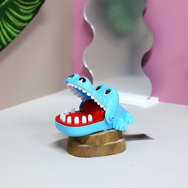226-3 Feliz Trick Crocodile (Color Mezclado) 5