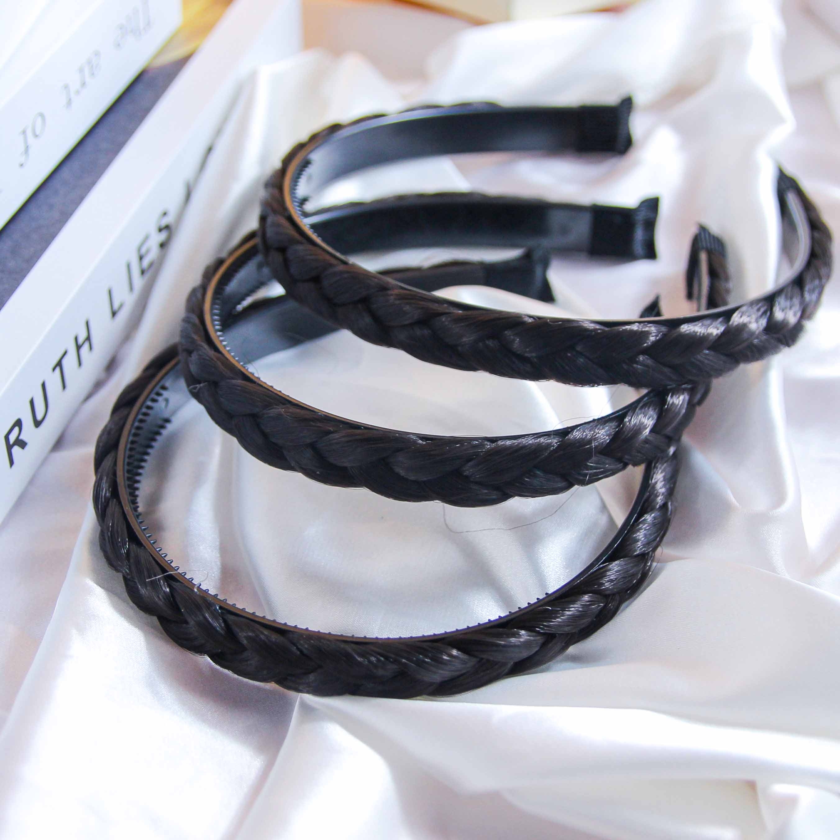 Nuevo Wig Braid Hairhoop