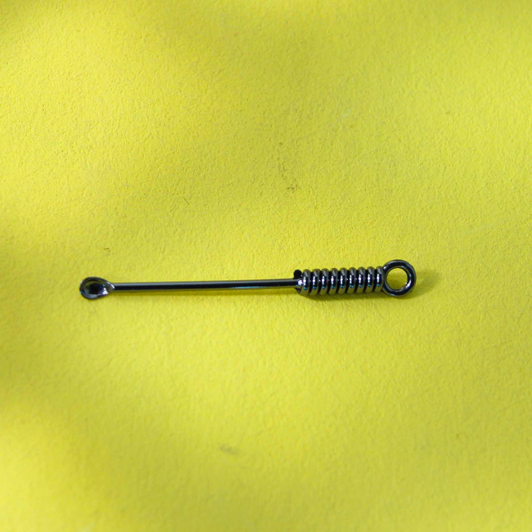 K017Q Gun Color Ear Picks 3