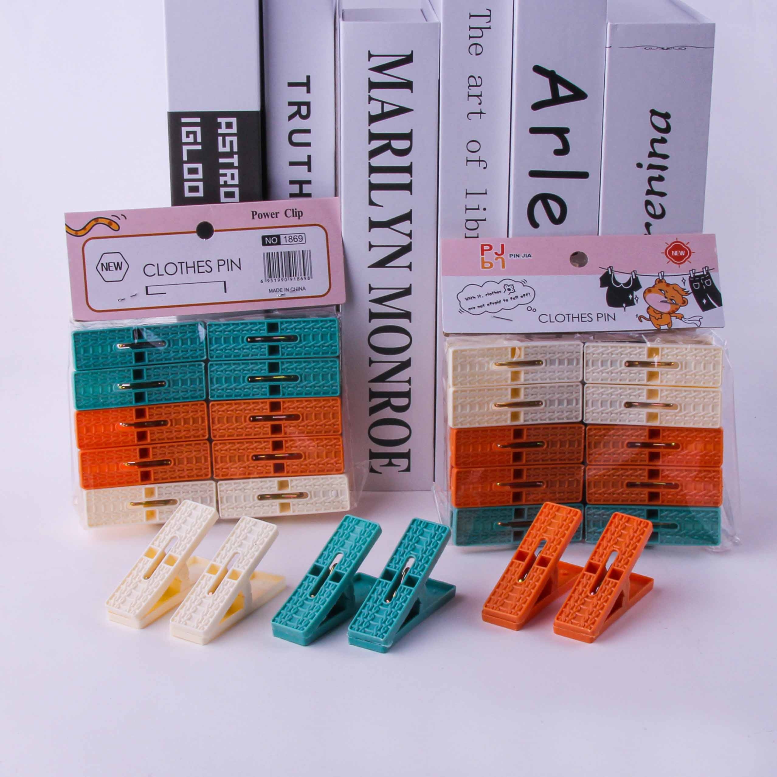 1869-10 Clothes Pins 2