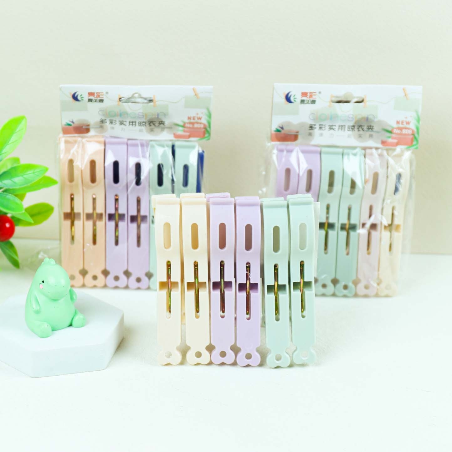 Color Brillante 809 Six Clothes Pins 2