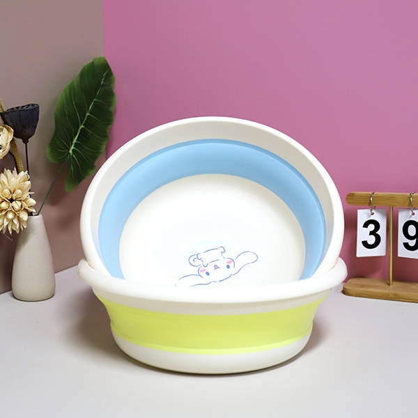 3229 Sanrio Fun Folding Basin (Medium) 4