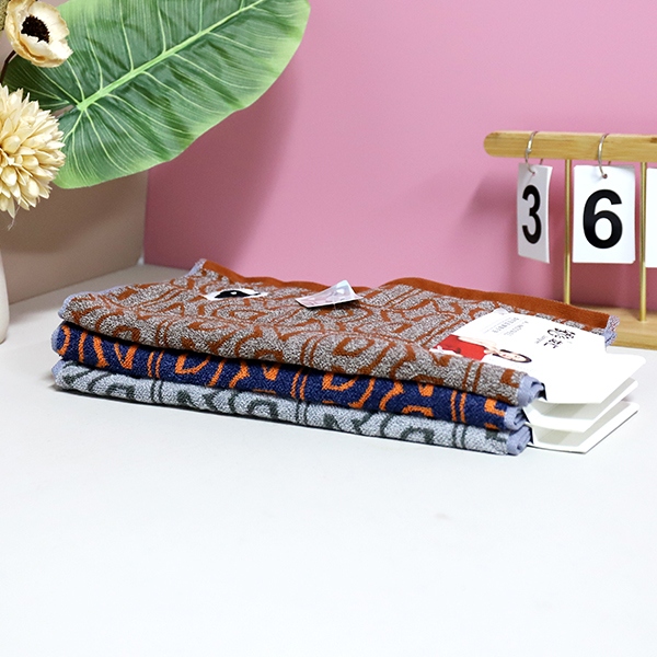 5015 Carta Cat Towel 5