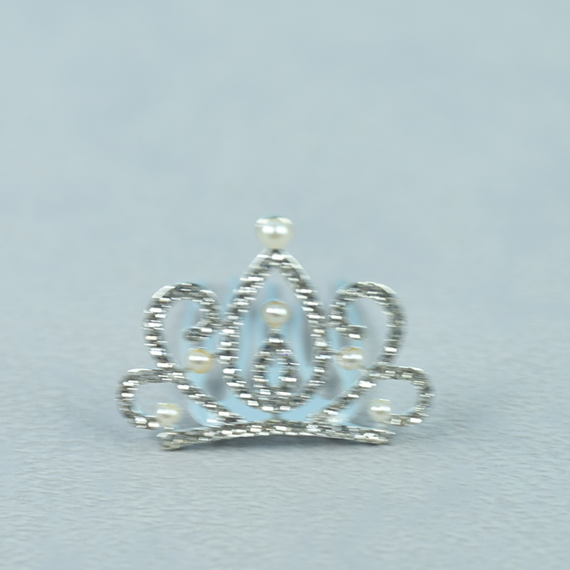 Corona de Rinstone de Perlas 4