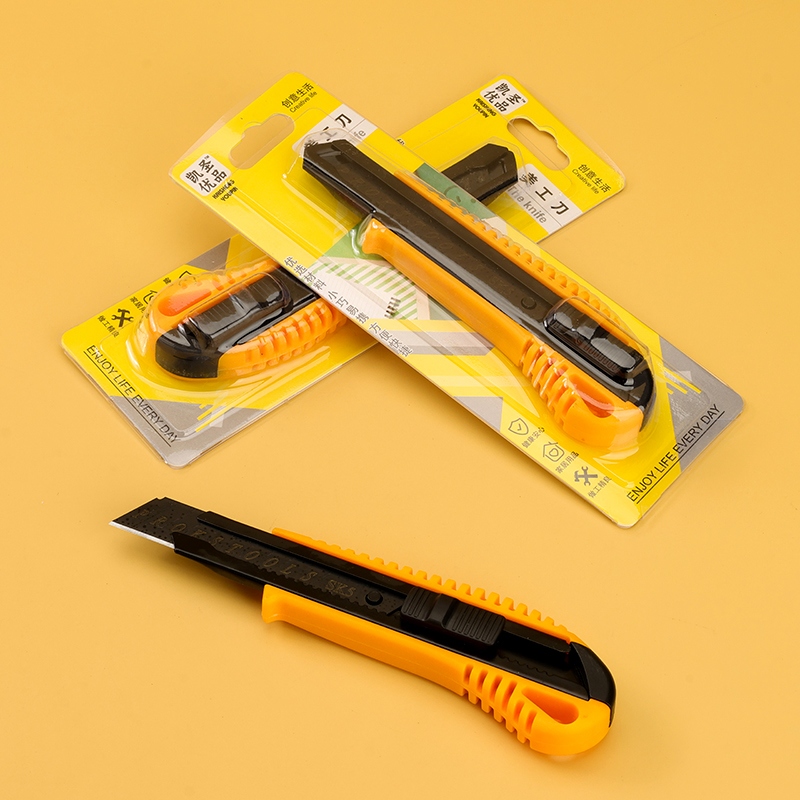 K-50132 Cuchillo de Arte Tarjeta Individual 2