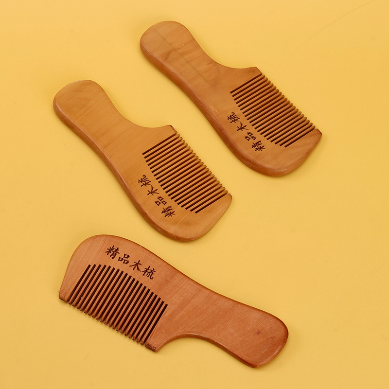 133-2 Fine Wooden Combs (Handlocks) 4