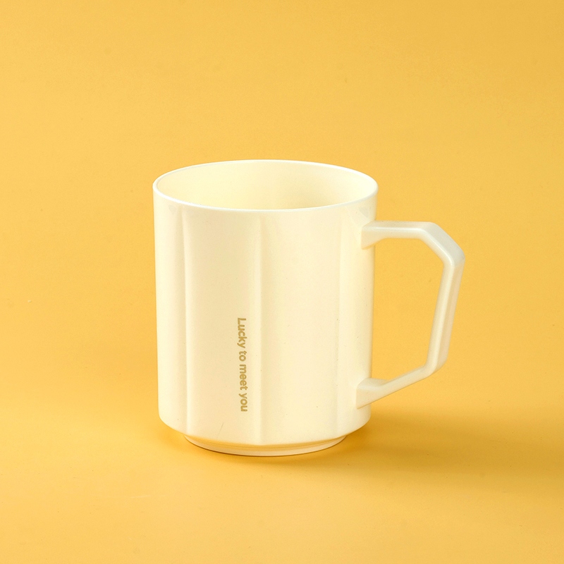 513 Lantern Mouth Cup 3