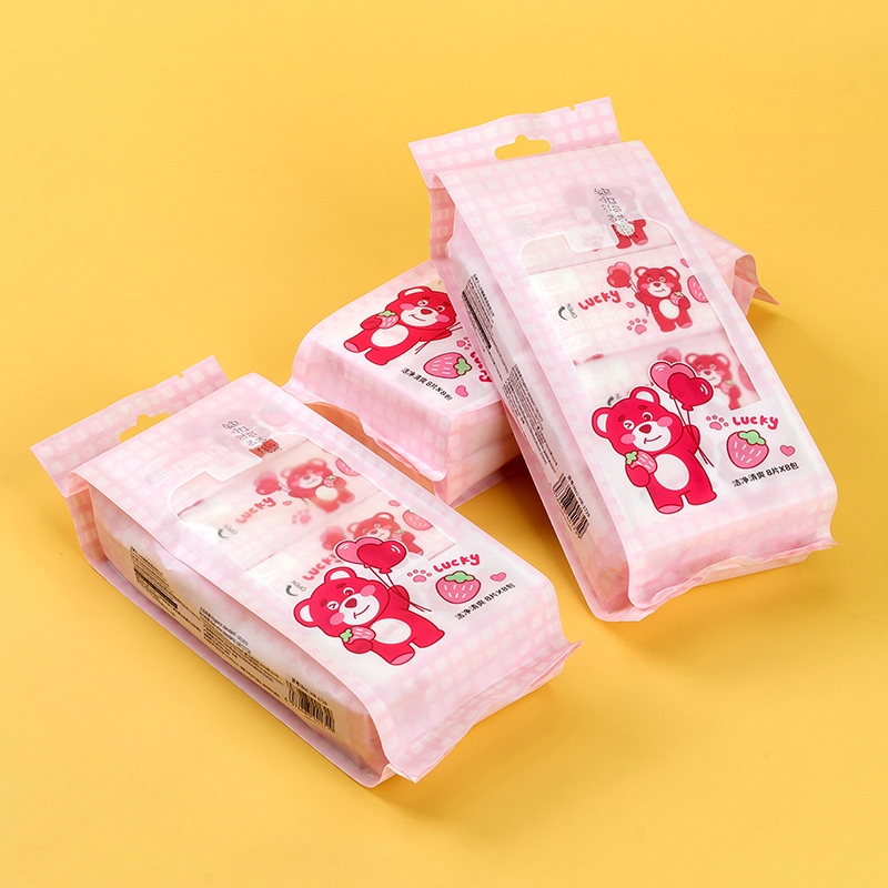 Hanrou 1729 Strawberry Bear 8 Pack Wet Wipes