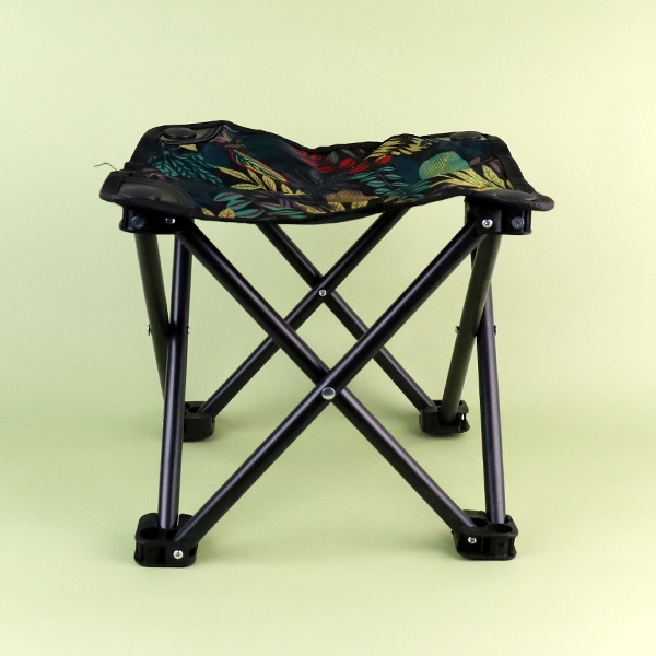 002800 Small Flat Stool Maple Leaf Beach Chair 4