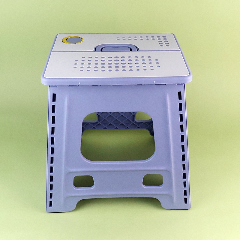 027 Taburete Plegable 2