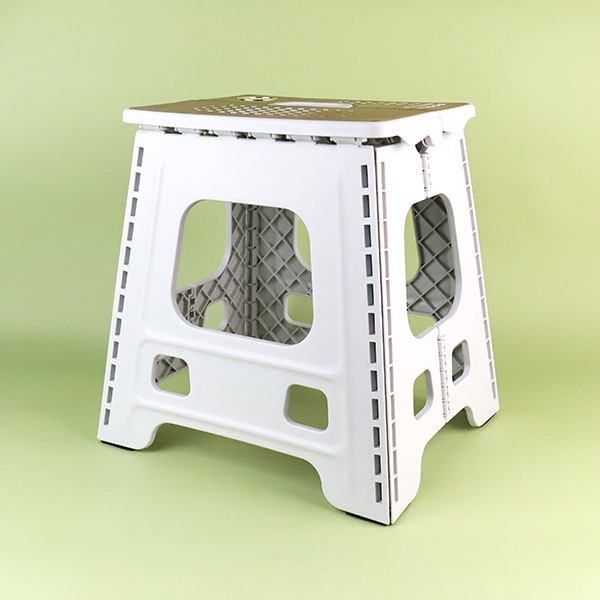 027 Taburete Plegable 4