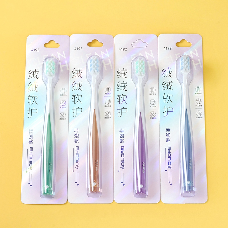 4192 Three Smiling-olofi Fluffy Soft Toothbrush 3