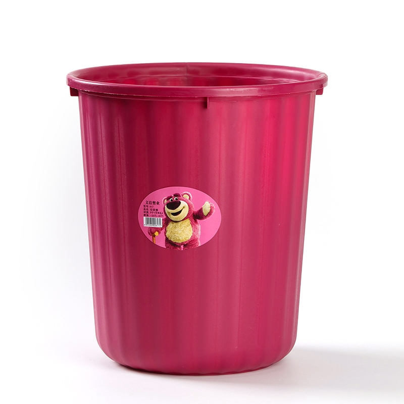 817 Strawberry Bear Trash 3