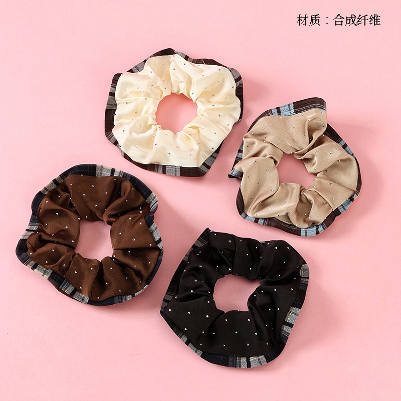 Satin Rhinestone Prellis Edge Anillo de Bowel Grande