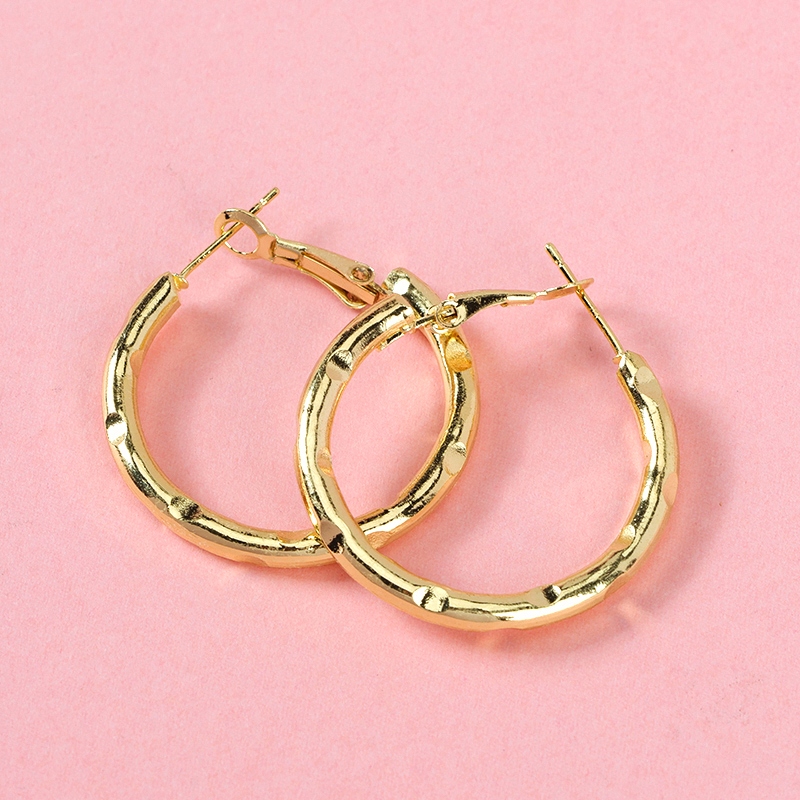 Pendientes de Modelado de Moda Simple 3