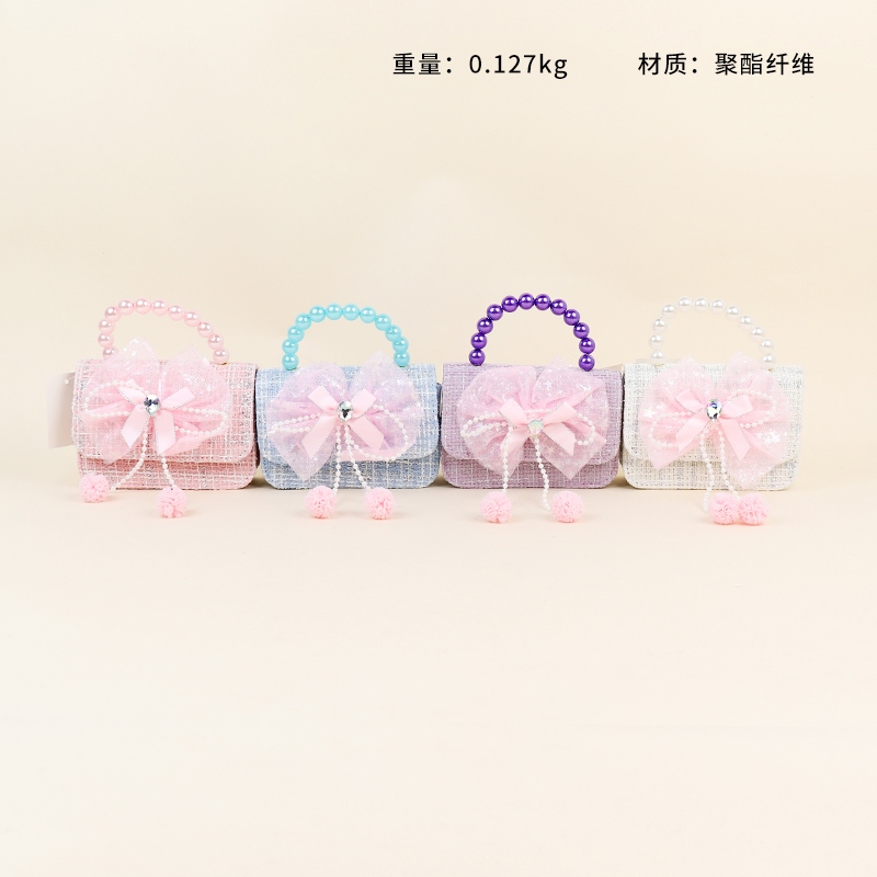 8805 Chain Bow Tote 2