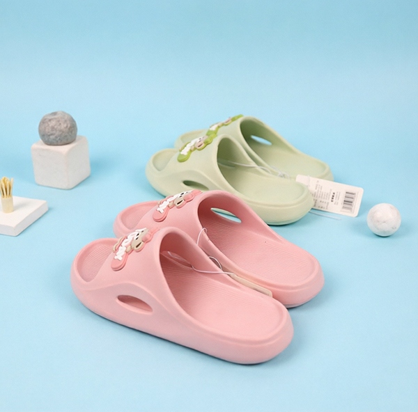 2609B-6 Zapatillas de Oso Pegajoso Femenino (Estilo Aleatorio) 4