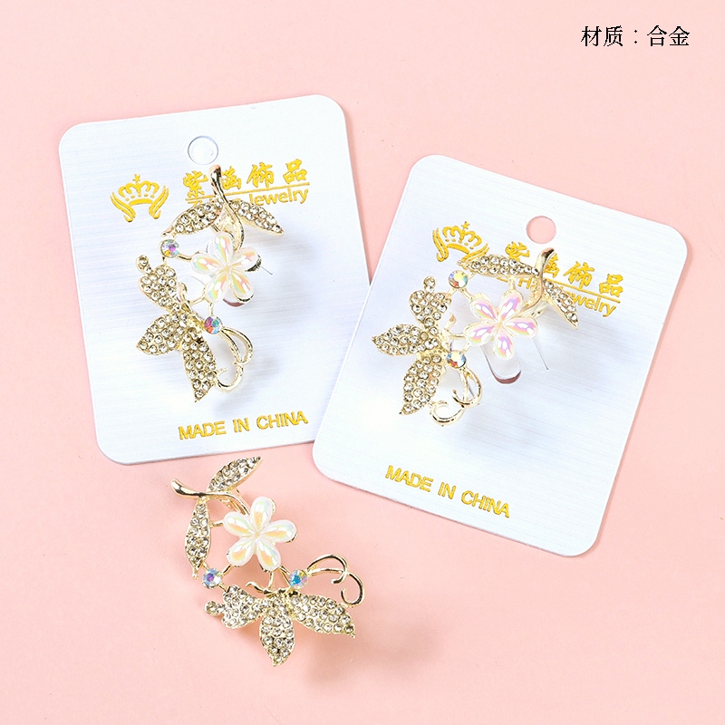 Broche de Flores de Mariposa de Diamante 2