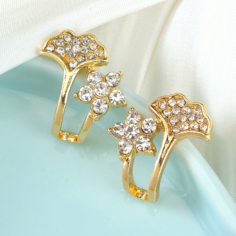 Pendientes Diamond Ginkgo Flower Stud 4