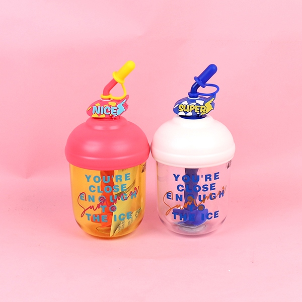 10062 Rabbit Rabbit Billion Tons Straw Stirring Plastic Cup (600ML) 5