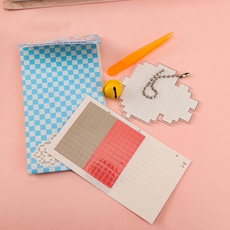 111-697 Colgante Sanrio Pixel Bean 4