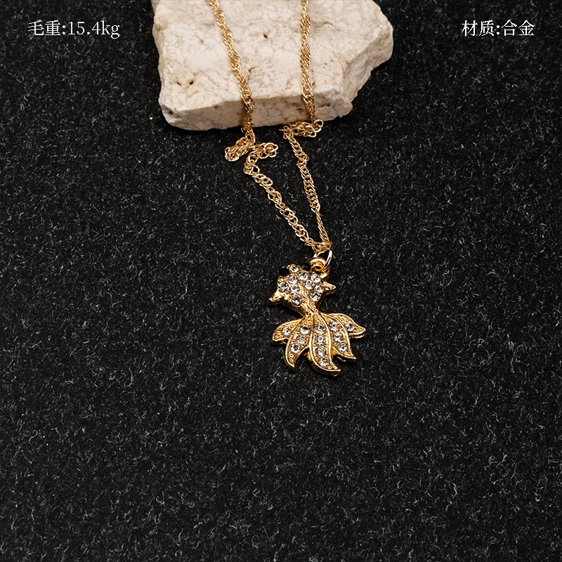Diamond Goldfish Collar 2
