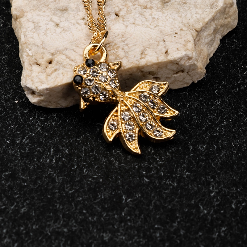Diamond Goldfish Collar 3