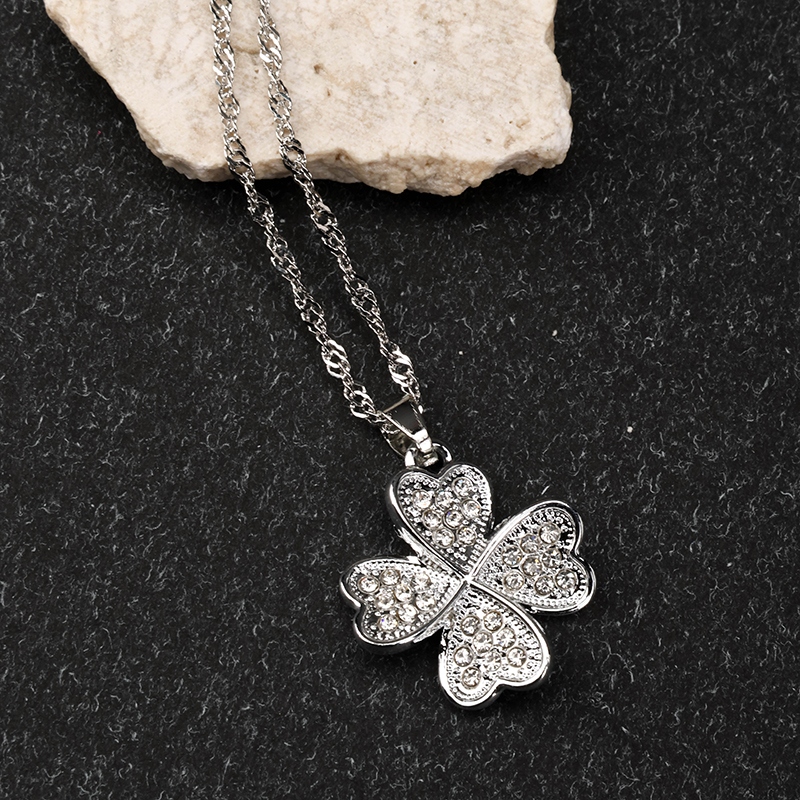 Diamantes Collar de Corazón de Cuatro Hojas 3