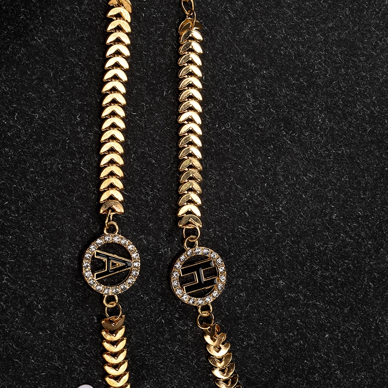 Pulsera de Letra Rhinestone Simple 4