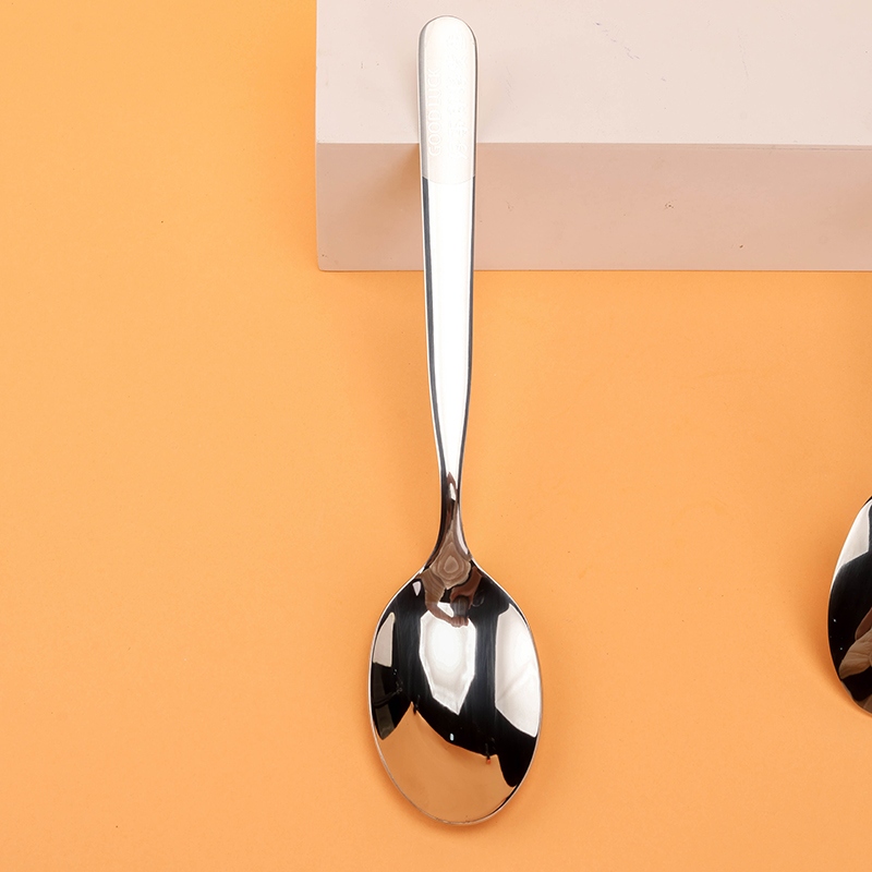 Las Cosas Buenas Están a Punto de Suceder. Fumi No.1 Spoon Puntiagudo 3