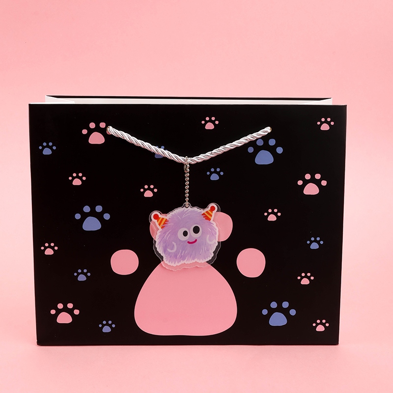 ST727-02 Mediana Bolsa de Regalo Horizontal de Pequeña Huella (Con Colgante) 3