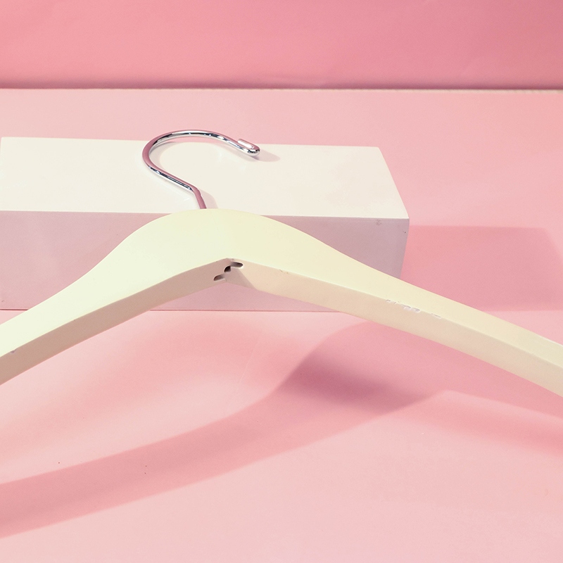 Valor Solid Wood Hanger (Micro Flaw)(50) 3