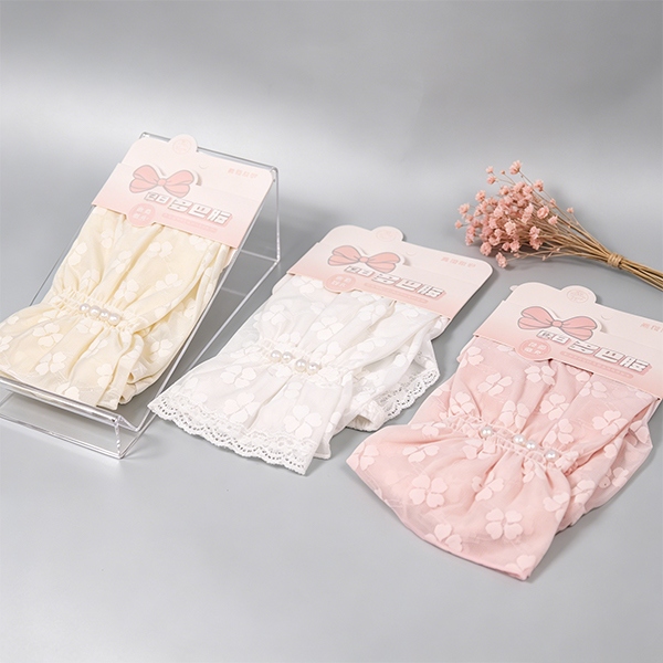 Q-305 Clover Lace Ice Sleeves 4