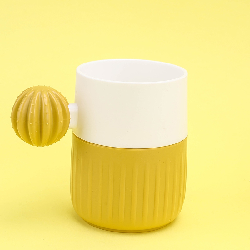 0524 Cactus Mouth Cup 3