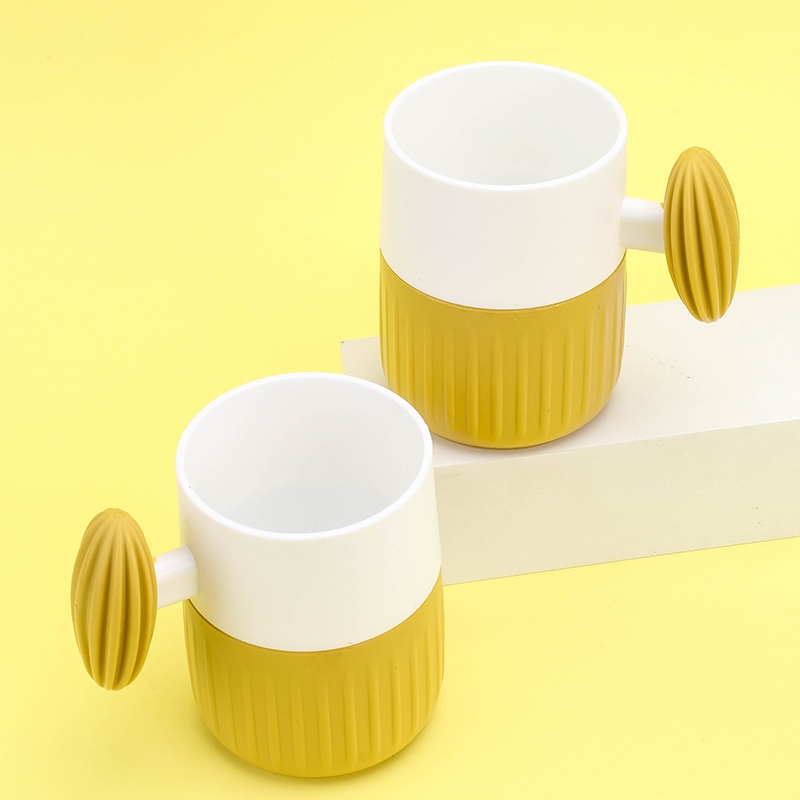 0523 Cactus Mouth Cup 3
