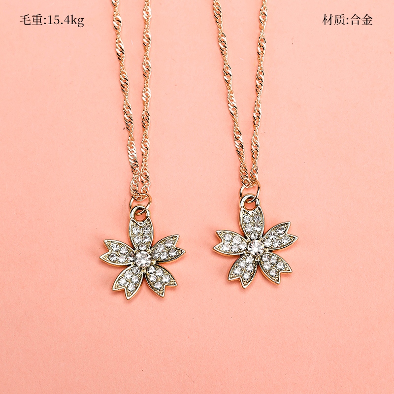 Nuevo Collar de Flores de Diamante 2