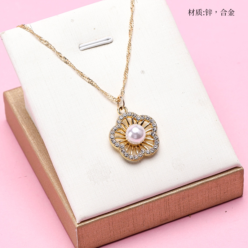 Collar de Agua de Girasol de Perlas