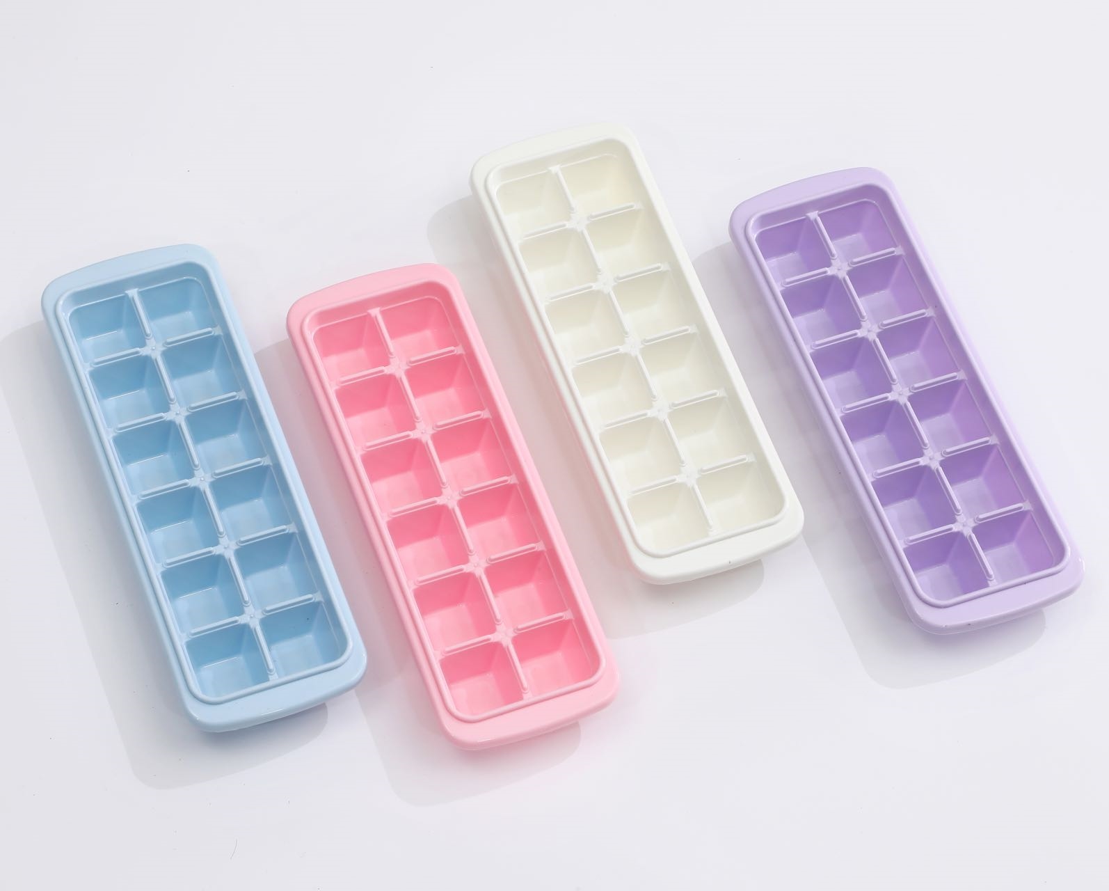 2002-12 Hielo Cubo (25*9*3.5cm)