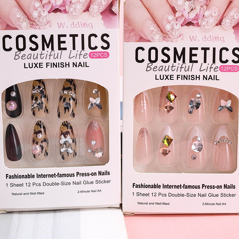MJ-003 Rhinestone Uñas Finas Almendro 3