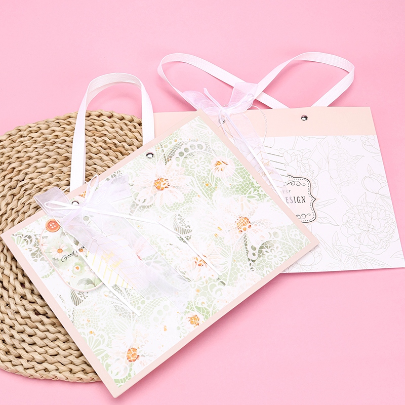 HZ270 Rivet Ribbon Transverse Medium Gift Bag (Random) 4