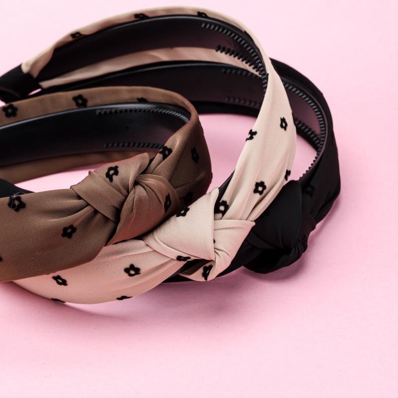 Nueva Pequeña Hebilla Floral Nuda 4