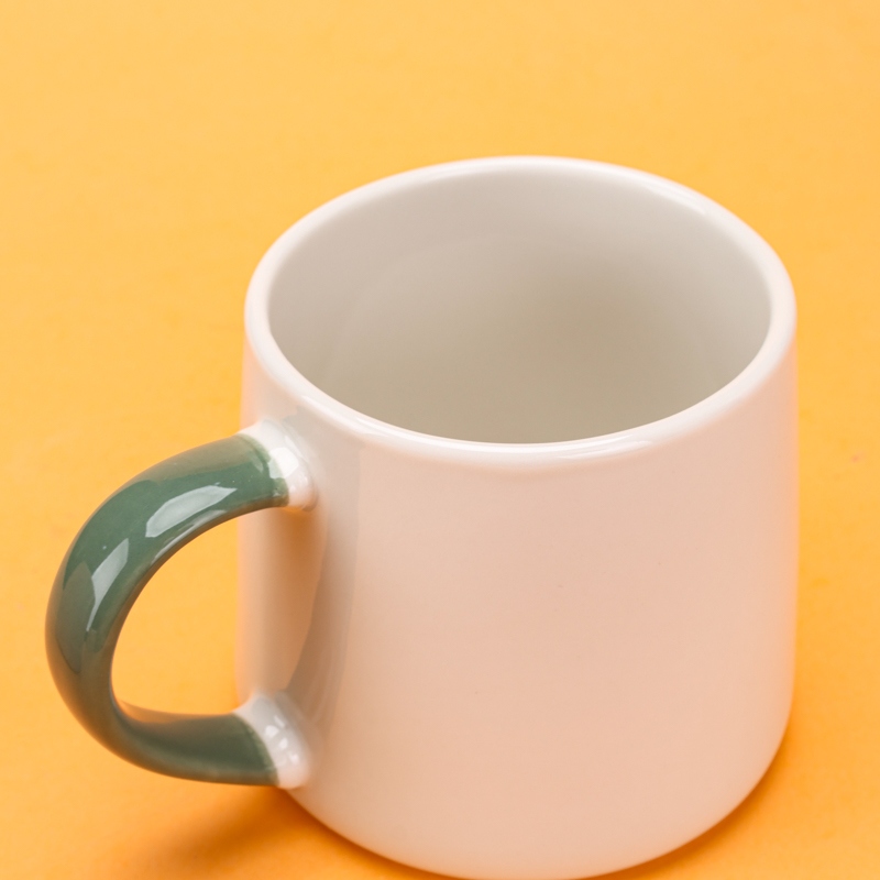 C8105 Taza de Cerámica Esférica 3